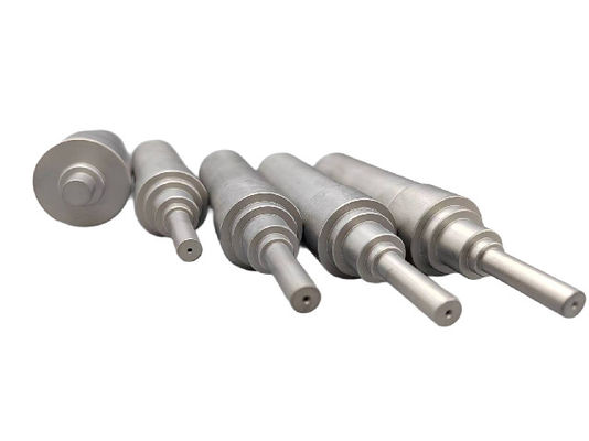 Barre de carbure de tungstène conique avec trous de liquide de refroidissement