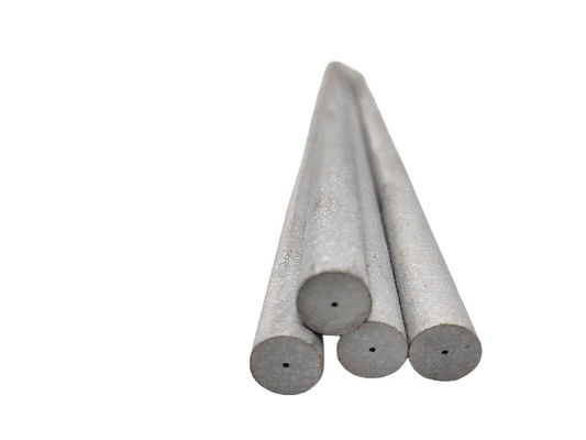 Barre de carbure de tungstène de précision polyvalente avec trou de refroidissement intermédiaire