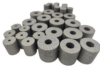Fabrication de noix à vis et blancs de moisissures pour des résultats de production exceptionnels