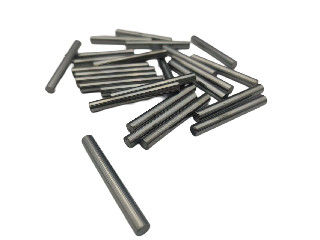 Des rouleaux rouges en carbure d'alliage de cobalt de tungstène solide durable pour outils de précision