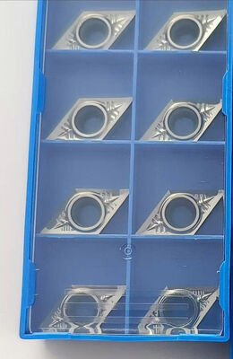Insert en carbure d'aluminium durable DCGT11T304 optimisé pour la découpe de métaux lourds et les tâches de fabrication industrielle